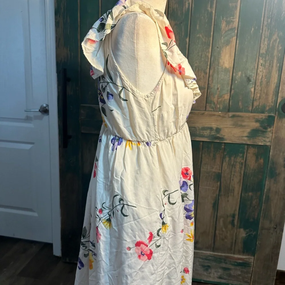 Old Navy Red and Blue Ruffled Waist maternity Sundress - Picture 6 of 10
